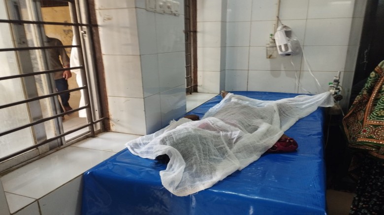 নেত্রকোনার বারহাট্টায় ঝোলানো অবস্থায় শিশুকে উদ্বার: হাসপাতাল