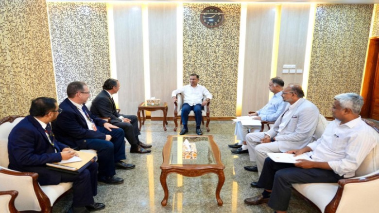 প্রধানমন্ত্রীর সঙ্গে শেভরন প্রতিনিধিদলের সৌজন্য সাক্ষাৎ