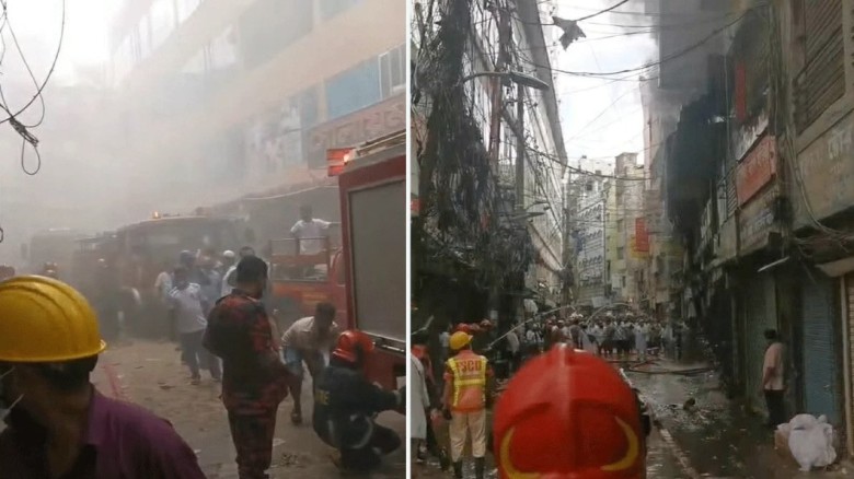 চকবাজারে খাজা মার্কেটে আগুন, নিয়ন্ত্রণে ৬ ইউনিট