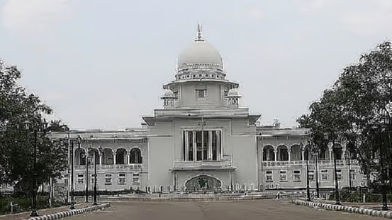 তত্ত্বাবধায়ক সরকার ও গণভোটের বিধান পুনর্বহালের রায় বহাল, আপিল খারিজ