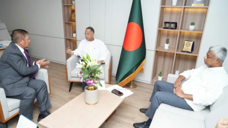 মিয়ানমার থেকে পাইপলাইনে গ্যাস আমদানির প্রস্তাব বাংলাদেশের