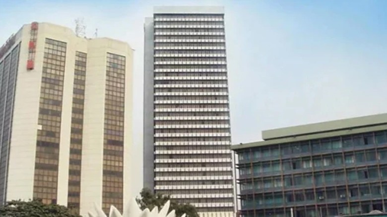 দুদকের সামনে খুলা হবে ৫ শতাধিক কর্মকর্তার লকার